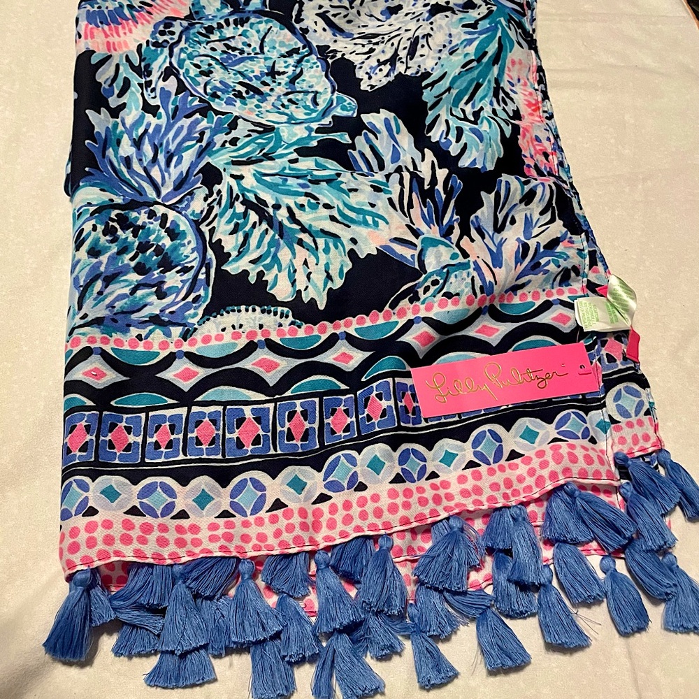 Lilly Pulitzer Resort Scarf NWT High Tide Navy - Party in Paradise Print